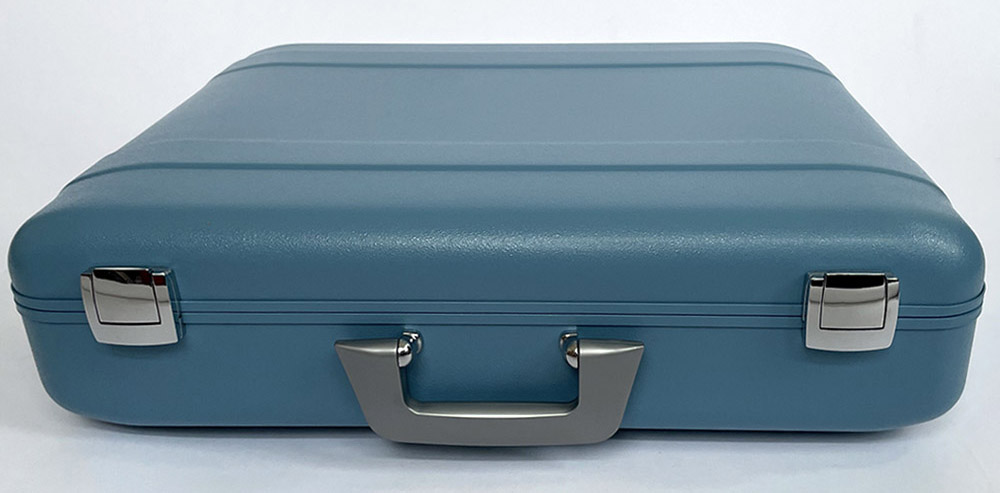 cosmo-naught case front angle view